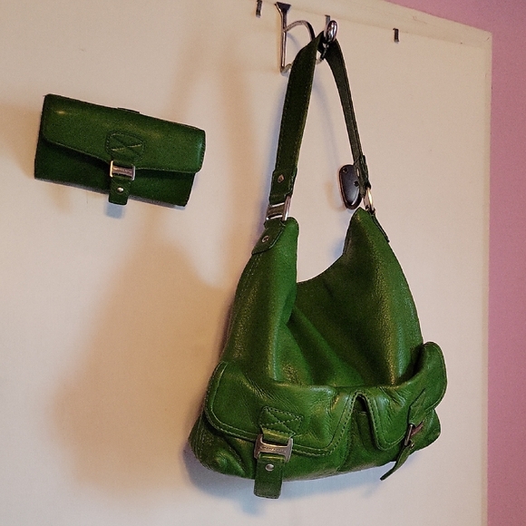 VINTAGE MMichael Kors Green Leather Women's Bag with Matching Wallet - Picture 1 of 9